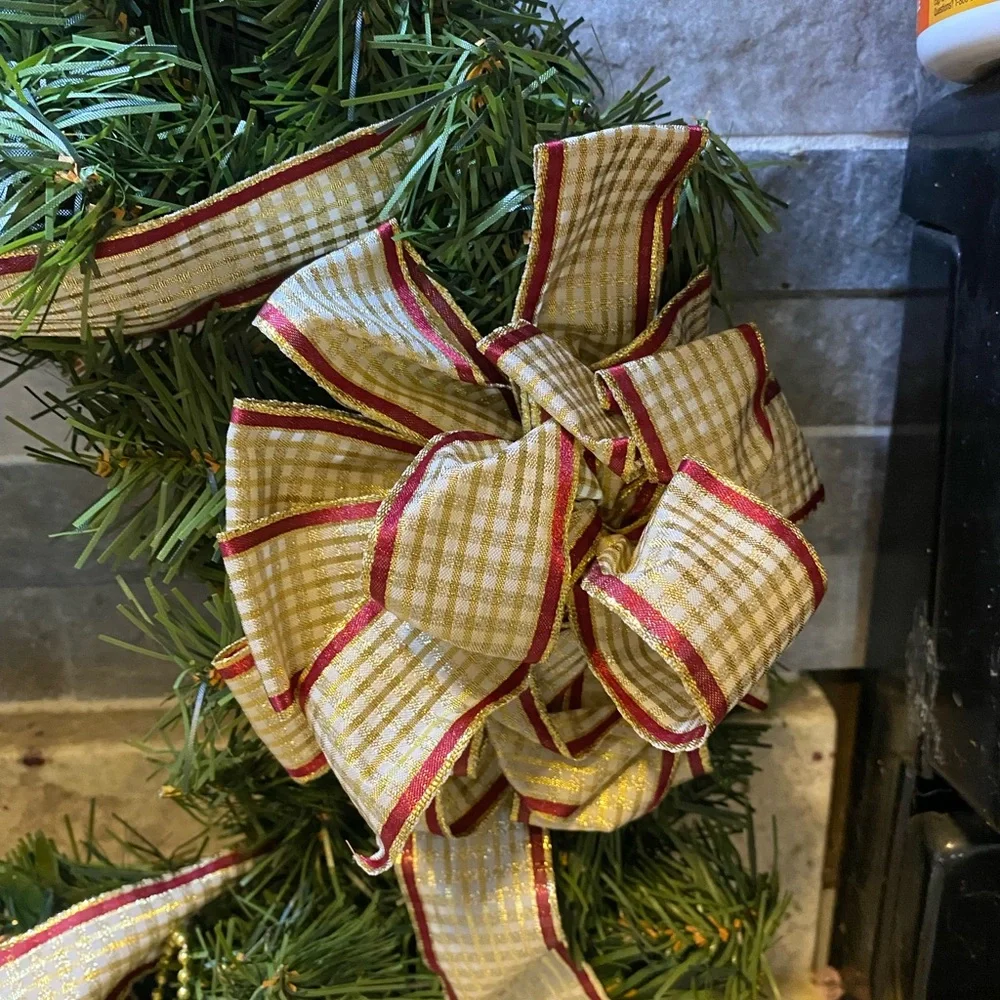 Festive Green Holiday Wreath‎ with Red and Gold  accents Christmas 16”